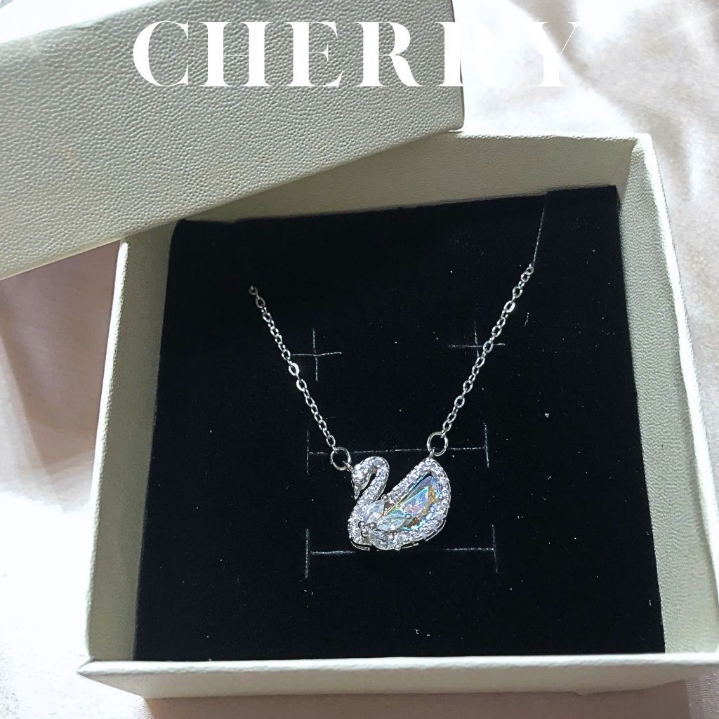 [ Hàng loại 1] Dây chuyền nữ titan thiên nga mặt đá nhiều màu Crystal SWAN cầu vồng CHERRY JEWELRY