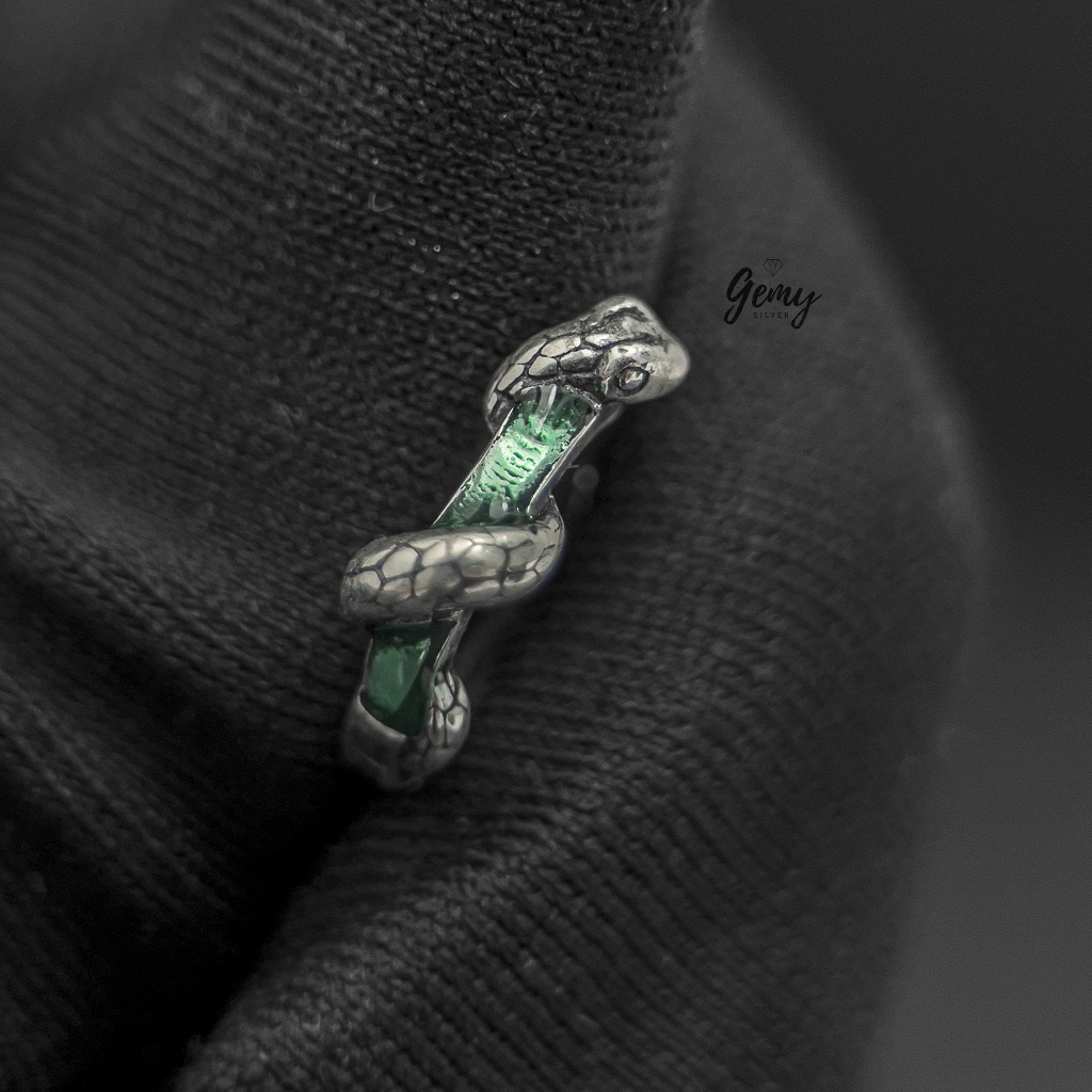 Khuyên tai tròn nam bạc 925 Green Snake thiết kế rắn ôm đá xanh cực chất (1 chiếc) KN136 | GEMY SILVER