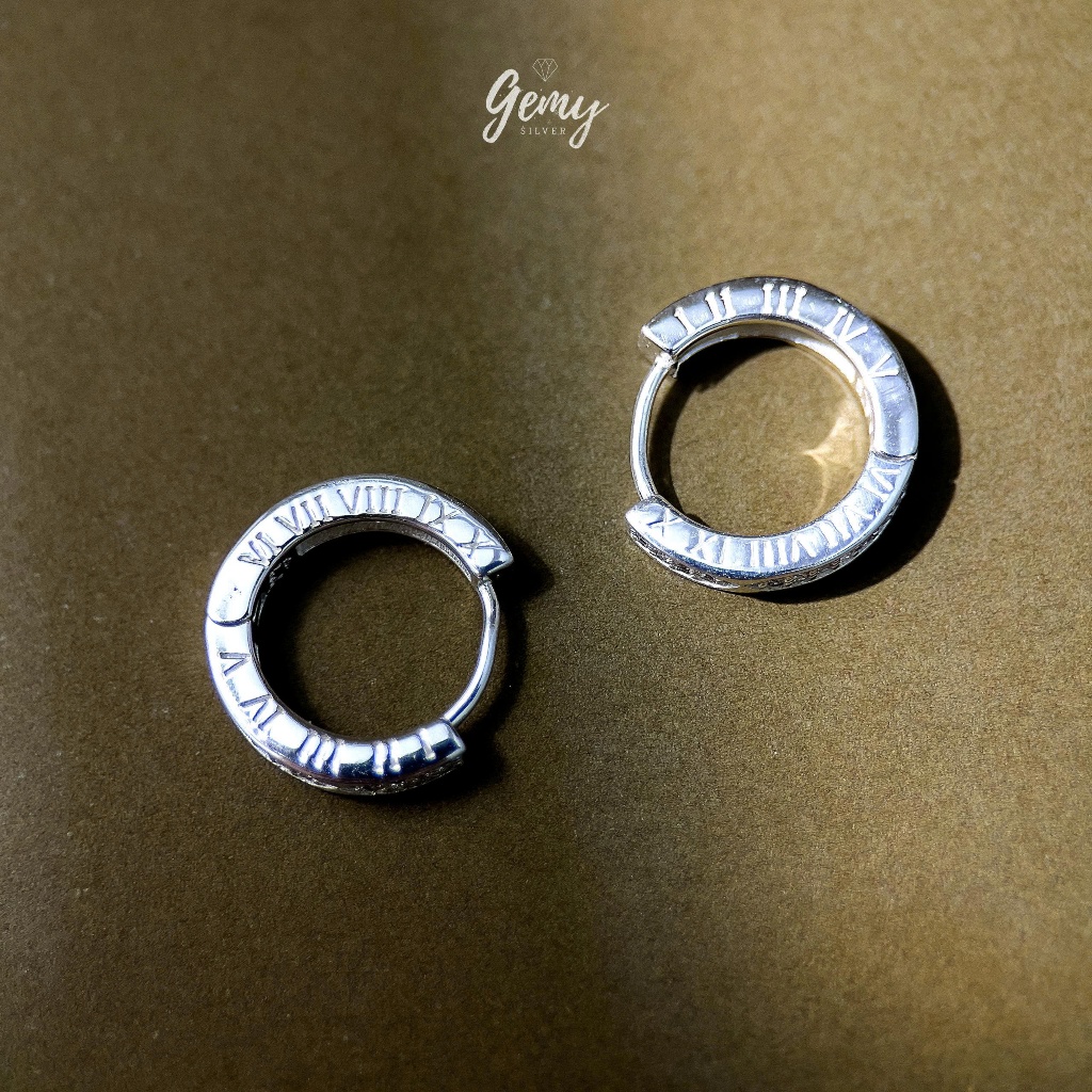 Khuyên tai tròn nam bạc 925 Timeless đính đá khắc số La Mã cực chất(1 chiếc) | GEMY SILVER KN124