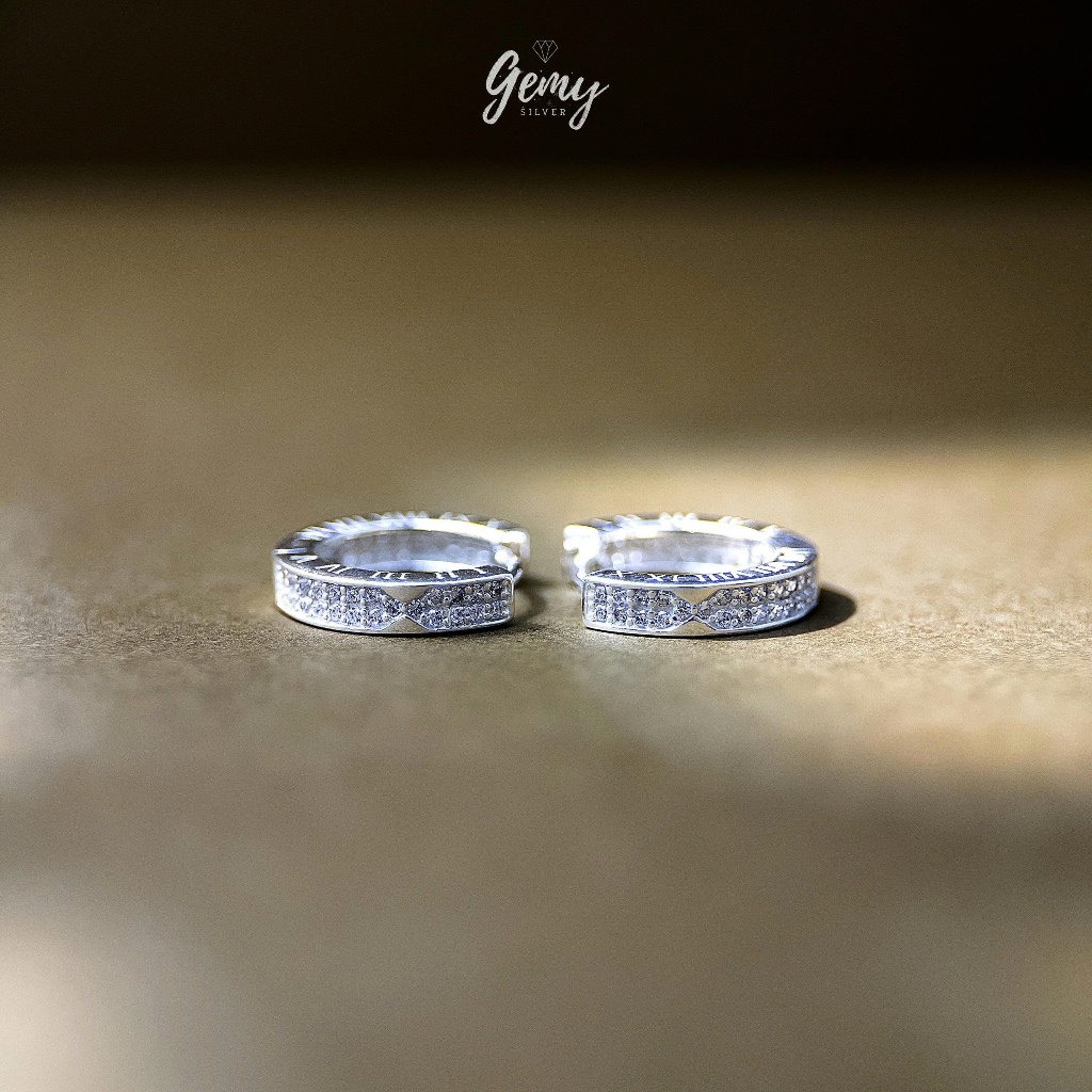 Khuyên tai tròn nam bạc 925 Timeless đính đá khắc số La Mã cực chất(1 chiếc) | GEMY SILVER KN124