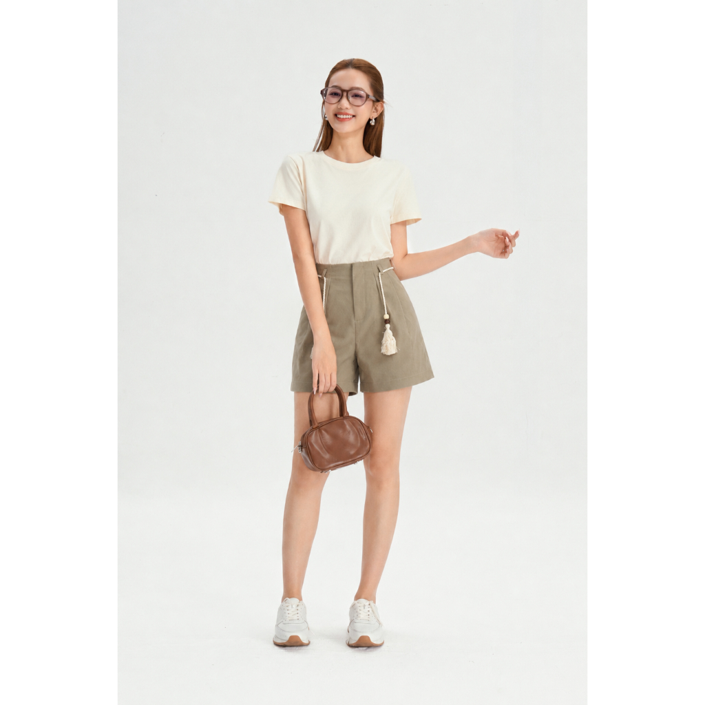Quần Short Kaki Gmorning - GUMAC Form Suông Rộng Xếp Ly Thân Trước Túi Xéo Tiện Lợi Túi Giả Sau Tinh Tế YSHG06006