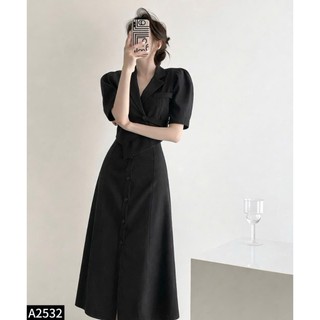 Set áo cổ vest vạt lệch phối chân váy đính cúc vải xước lạnh A2532