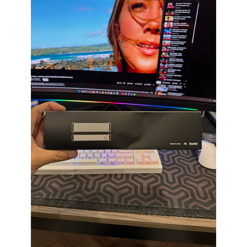 ThamMyVienPc-Cover Led Argb Có Chia Tia