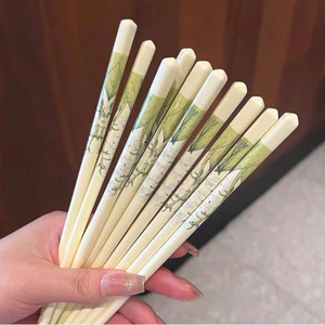 ĐŨA SỨ MÀU XANH CAO CẤP – SANG TRỌNG, AN TOÀN CHO SỨC KHỎE