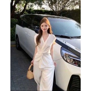 Set linen Nữ Xoắn Eo Tay Hến Công Sở Sang Chảnh Phù Hợp 40-75kg Chất Lượng Thời Trang