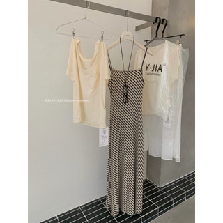 𝐩𝐡𝐢𝐞𝐧 𝐘𝐉𝐈𝐀 | 9123 Set Váy 2 Dây Kẻ Dáng Dài Mix Phông Giấy Trễ Vai