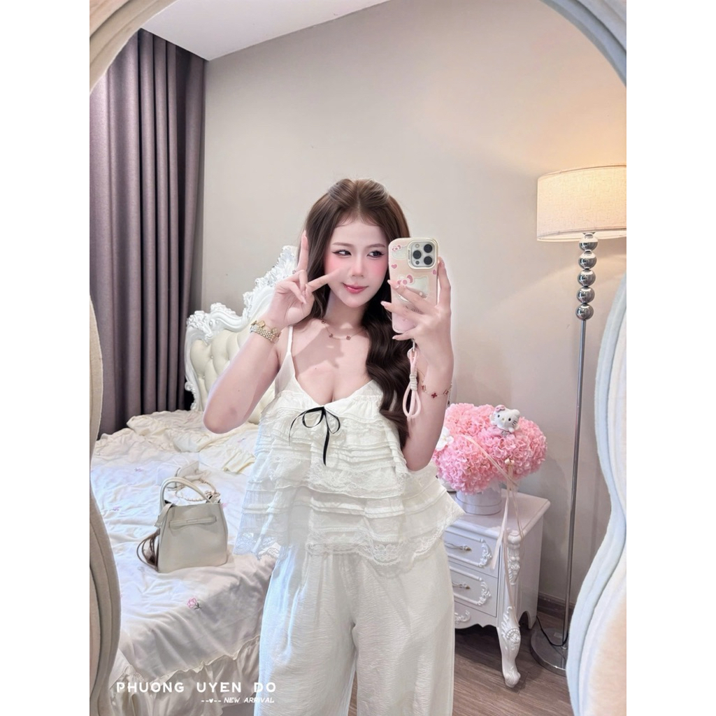 Set áo 2s tầng viền ren phối quần xuông