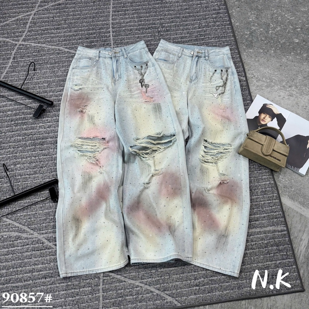 📍Quần Jeans xuông loang hồng charm khóa miu miu đính đá đẹp xuất sắc hottrend QC hotrend loại 1 e về hàng ‼️