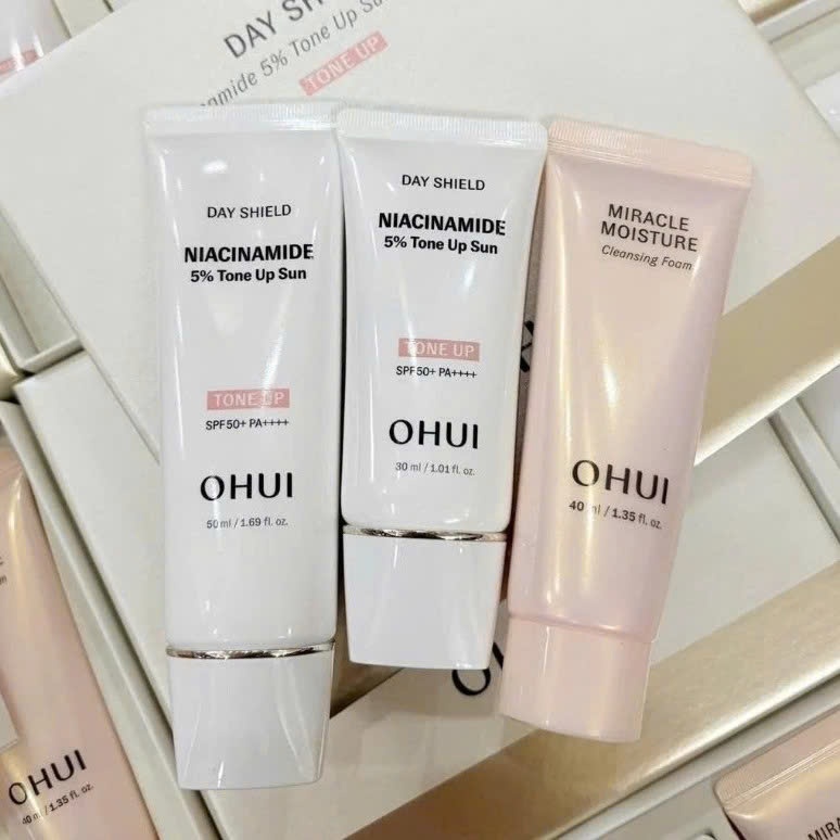 V108_Set kem chống nắng nâng tone Ohui Day Shield Niacinamide 5% Tone Up