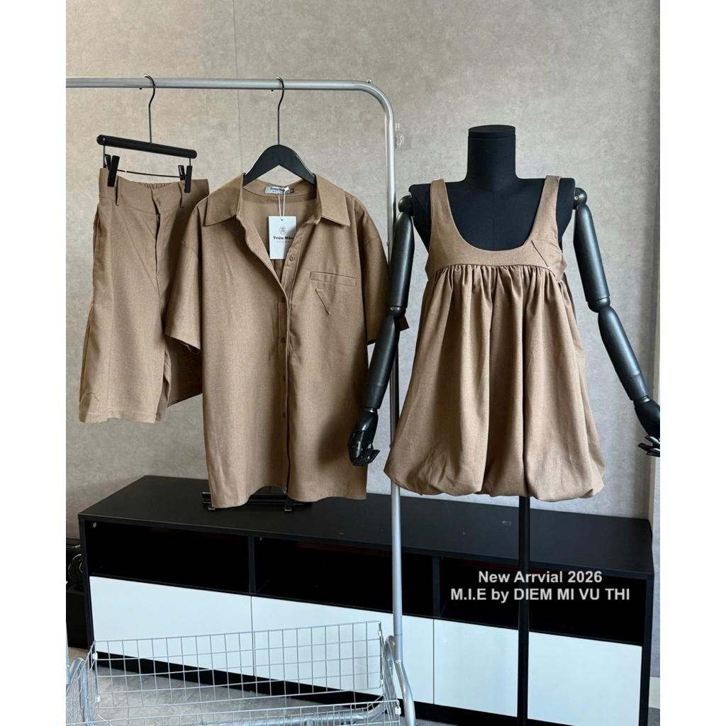Lên ngay cho các ty con set couple đũi với 2 màu basic xinh iu lắm luôn.