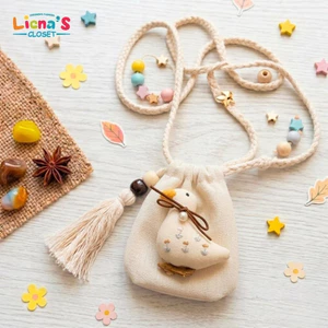Túi Tỏi Đeo Cổ Hình Vịt Bông Cho Bé Vải Nỉ 2 Da Kèm Tua Rua Dễ Thương