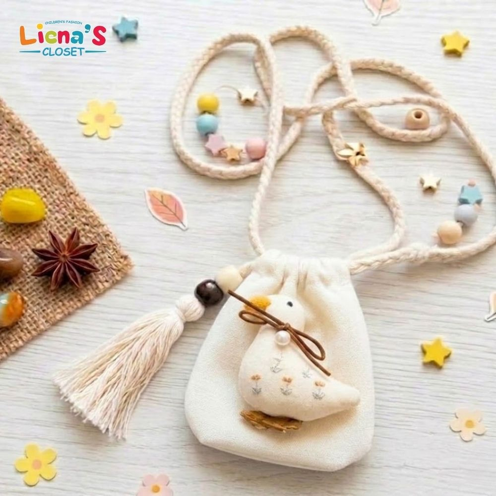 Túi Tỏi Đeo Cổ Hình Hello Kitty Cho Bé Vải Nỉ 2 Lớp Kèm Tua Rua Phong Cách Hàn Quốc Túi Đựng Tỏi Mini Dễ Thương