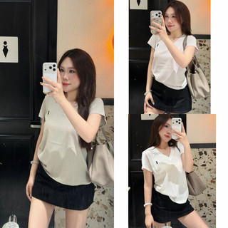 𝐏𝐡𝐢𝐞𝐧 𝐖𝐆𝐖𝐄 | (Sẵn Hồng,Đen,Be) w9158 Áo Thun Cổ Tim Thêu Ngựa Cộc Tay Form Vừa