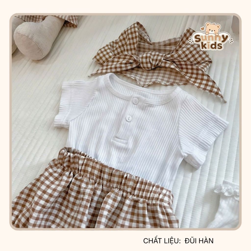 |SUNNYKIDS| set đồ em bé quần bí kẻ chất đũi hàn áo tăm gân đũa siêu đáng yêu cho bé gái( tặng kèm khăn mỏ quạ )