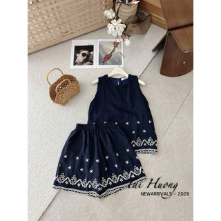 PHẠM THUỲ SHOP: SET BỘ ÁO SÁT NÁCH MIX QUẦN SHORT HOẠ TIẾT ĐỤC LỖ