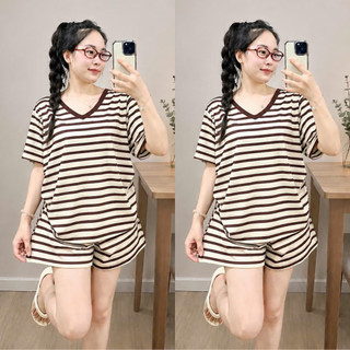 Đồ Bộ Bigsize Nữ Set Áo Thun Cổ Tim Phối Quần Đùi Lưng Chun Kẻ Sọc Cho Chubby SET879
