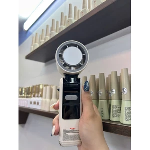 Quạt Cầm Tay Mini Có Sò Lạnh Làm Mát Mạnh Mẽ 100 Cấp Độ Gió Tiện Lợi Tích Hợp Đèn Pin
