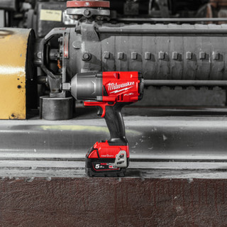 Máy siết bulong Miwlaukee M18 ONEFHIWF34 máy bắn bu lông dùng pin động cơ không chổi than