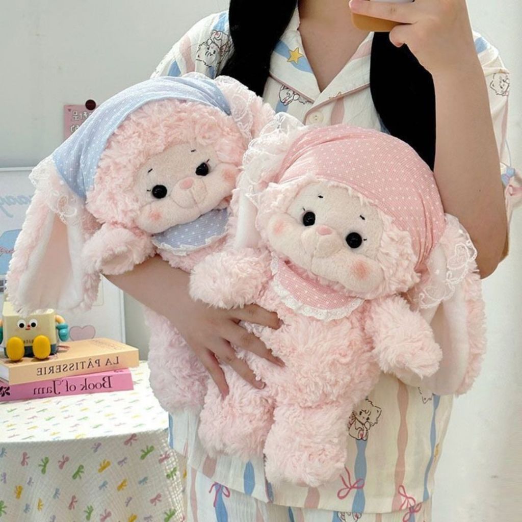 Gấu Bông Thỏ Hồng Đội Khăn Đeo Yếm Ren Siêu Cấp Dễ Thương, Thú Nhồi Bông Thỏ Lông Xoăn Mềm Mại Quà Tặng Cho Bé