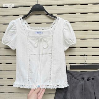 𝐇𝐞𝐧𝐧𝐢𝐞 𝐓𝐨𝐩 - Áo kiểu nữ, Áo sơ mi nữ xô hoa thiết kế cổ vuông viền ren buộc nơ nhien.offcial NAS00069