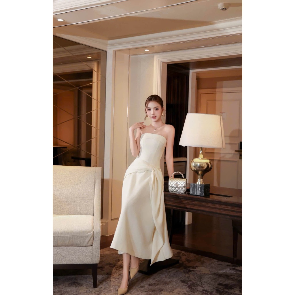 ZIMM STORE-Đầm cúp ngực ngang  vai dáng dài xòe chữ A thắt nơ eo màu trắng