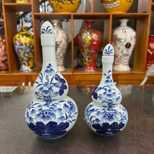 Nậm Rượu Thờ Cúng 2 Bầu Men Lam Vẽ Kỹ Gốm Sứ Bát Tràng Cao Cấp - Bình Rượu Thờ Cúng Họa Tiết Sen
