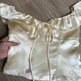 Rosy Top | Áo lụa trễ vai phối bèo 2 lớp phong cách cách nàng thơ, nhẹ nhàng | Bymintt