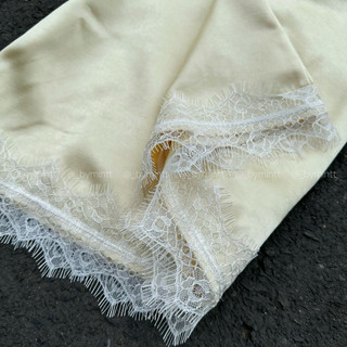 Ren Skirt | Chân váy lưng thấp chất lụa mịn phối ren dáng ngắn phong cách nữ tính, sang trọng | Bymintt