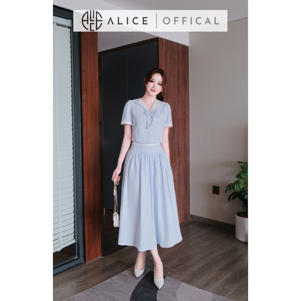 Set Váy Thanh Lịch Alice Chất Thô Kẻ Xanh Phối Trắng, Áo Croptop Bo gấu Cổ Thủy Thủ Phối Váy Midi Cạp Cao Xếp Li S1097