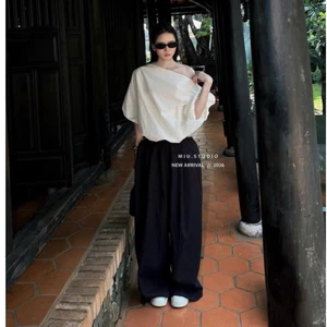 Set bộ áo nữ lệch vai dáng phồng kèm quần Culottes nữ cạp cao màu đen phong cách tối giản dành cho nữ mặc đi chơi đi làm
