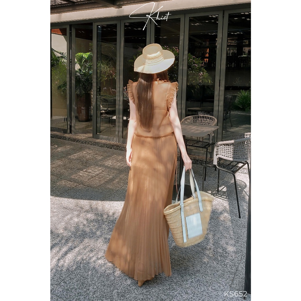 Set đầm dài maxi cổ viền bèo phối chân váy dập ly bay bổng có kèm bra phong cách nữ tính KS652