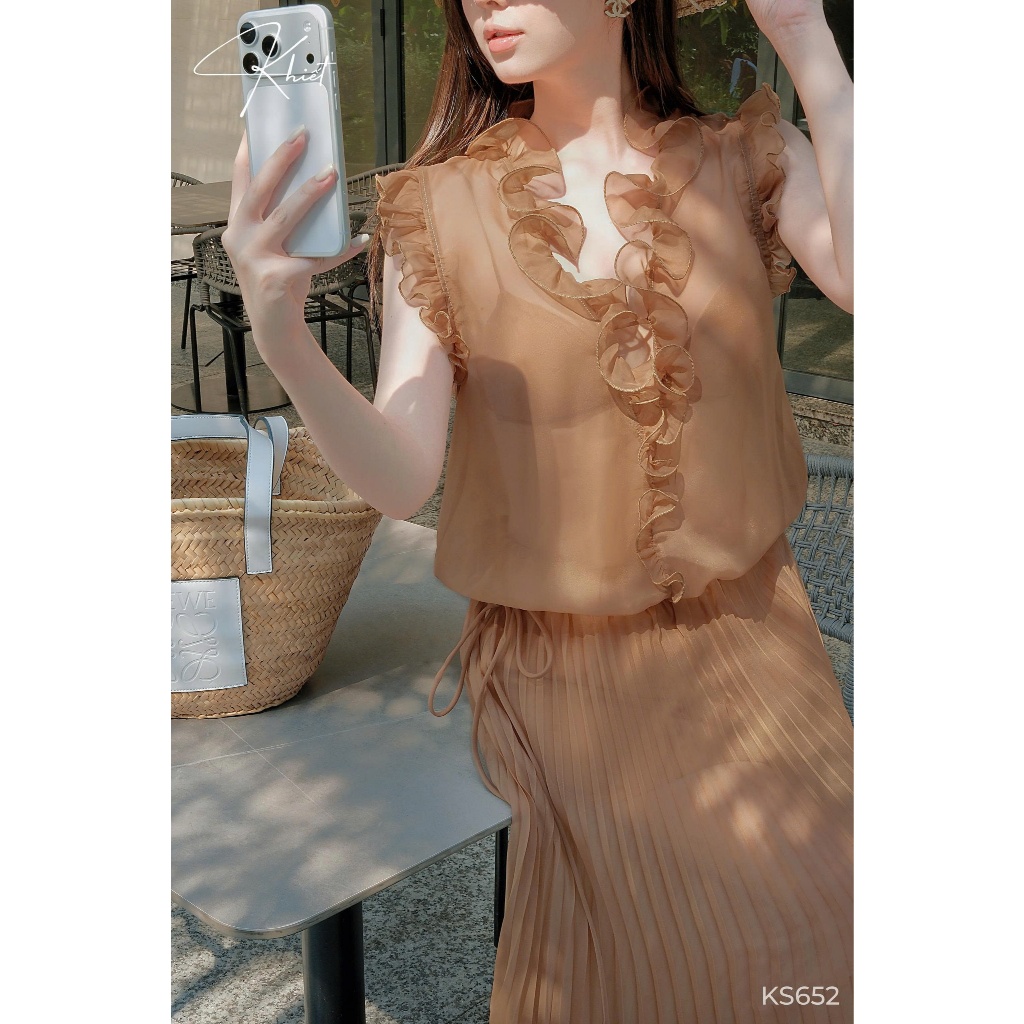 Set đầm dài maxi cổ viền bèo phối chân váy dập ly bay bổng có kèm bra phong cách nữ tính KS652