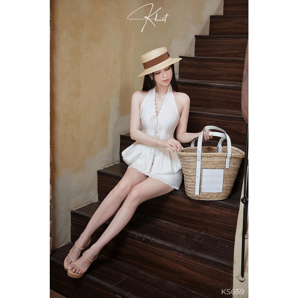 Set áo linen cotton cổ yếm viền ren phối chân váy ngắn phong cách nữ tính trẻ trung KS659