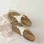 Giày cao gót nữ đế xuồng quai xỏ ngón cao 3,5 cm dễ mang hàng ngày, chất liệu da lộn lì By Verasca - V11