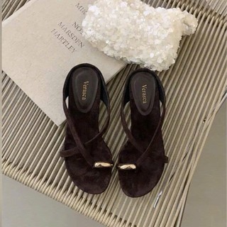 [V-003] Dép xỏ ngón trang trí khoá cao 2,5cm dễ mang, da lộn, phù hợp mang hàng ngày, dễ phối đồ