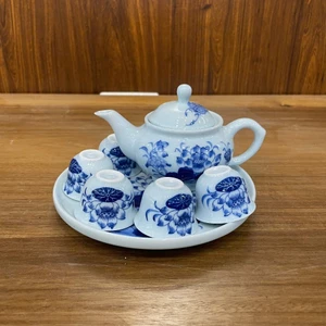 Bộ Trà Cúng Men Lam Vẽ Kĩ Bát Tràng Họa Tiết Sen, Bộ Ly Tách Trà Cúng