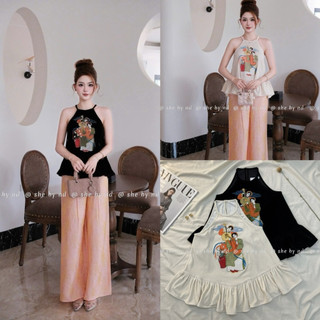 Áo nhung the cổ yếm thêu hình “ Cô gái chơi đàn tỳ bà”