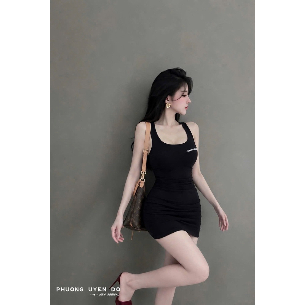 Váy body chrom in chữ  SM