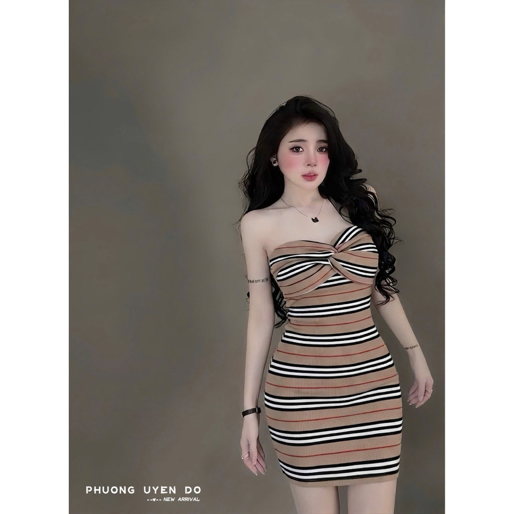 Váy body kẻ xoắn ngực  SM
