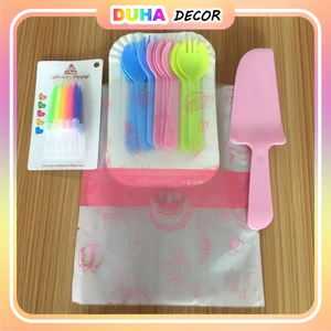 Combo 5 Bộ Set 1 Dao, 10 Đĩa, 10 Dĩa Nhựa Thưởng Thức Bánh Kem Trong Tiệc Sinh Nhật DUHA 097