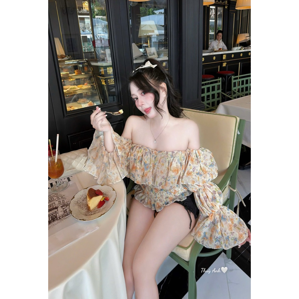 Áo trễ vai hoa bèo thiết kế mix đồ xinh xỉu