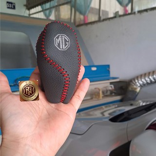 Bọc cần số MG ZS, HS, MG 5 bằng da bò thật khâu thủ công, mẫu thiết kế cải tiến mới nhất hiện nay