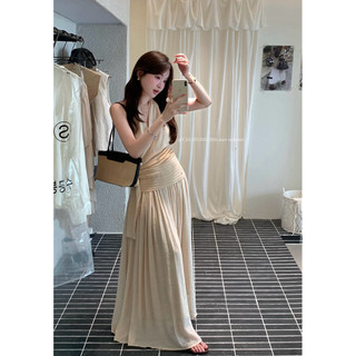 𝐩𝐡𝐢𝐞𝐧 𝐘𝐉𝐈𝐀 | (Sẵn Be,Hồng) 6817 Set Áo Yếm Cổ V Hở Lưng Mix Chân Váy Midi Xoè Dáng Dài