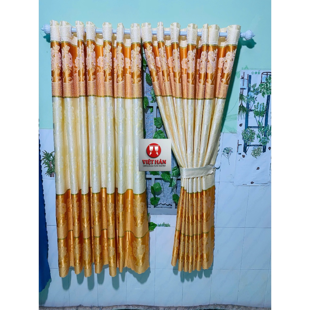 1 TẤM GẤM  HOA VĂN MÀU VÀNG PHỐI KEM VÀNG CHƯA CÓ CÂY TREO - TREO 1 TẤM MUA 1 TẤM _TREO 2 TẤM MUA 2 TẤM RÈM CỬA VIỆT HÀN