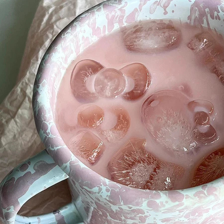 Khay Làm Đá Hello Kitty 24 Ô Có Hộp Đựng HOMIE, Khuôn Làm Thạch Pudding, Kẹo Dẻo Silicone An Toàn