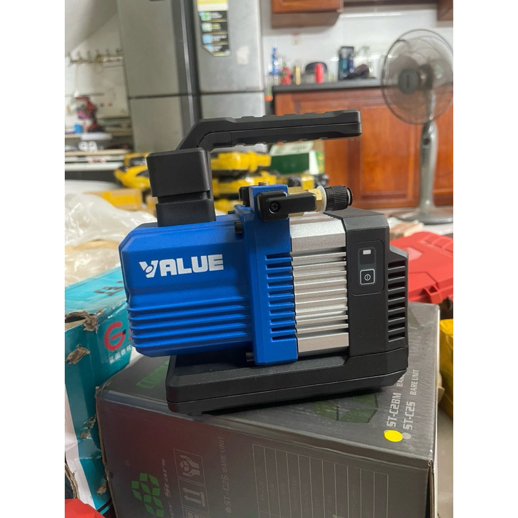 Hút chân không dùng pin VALUE VRP-2DE bản mới có van khoá chính hãng