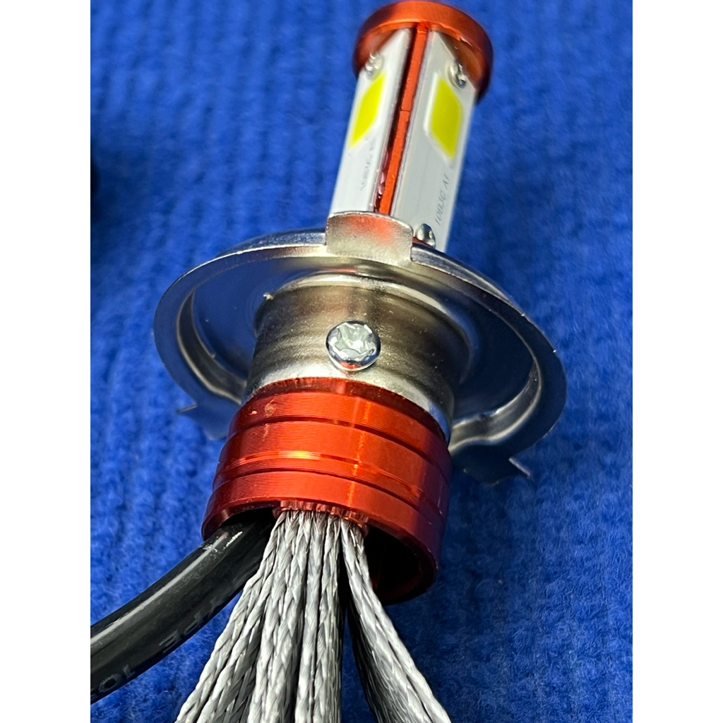 Đèn Led Râu Tản Nhiệt 3 Tim 30W - 40W Gắn Tất Cả Các Loại Xe Máy Cao Cấp Chất Lượng Cao Bền Đẹp