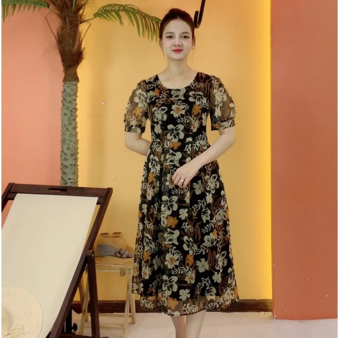 Đầm xòe trung niên cho mẹ - Cổ tròn tay ngắn - Đen hoa - TTV2079 — ảnh 1