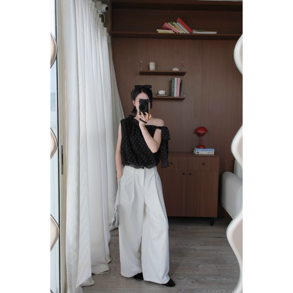 Sophia Top (TSW) Áo voan chấm bi lệch vai buộc nơ tay Nữ the.sweaterweather