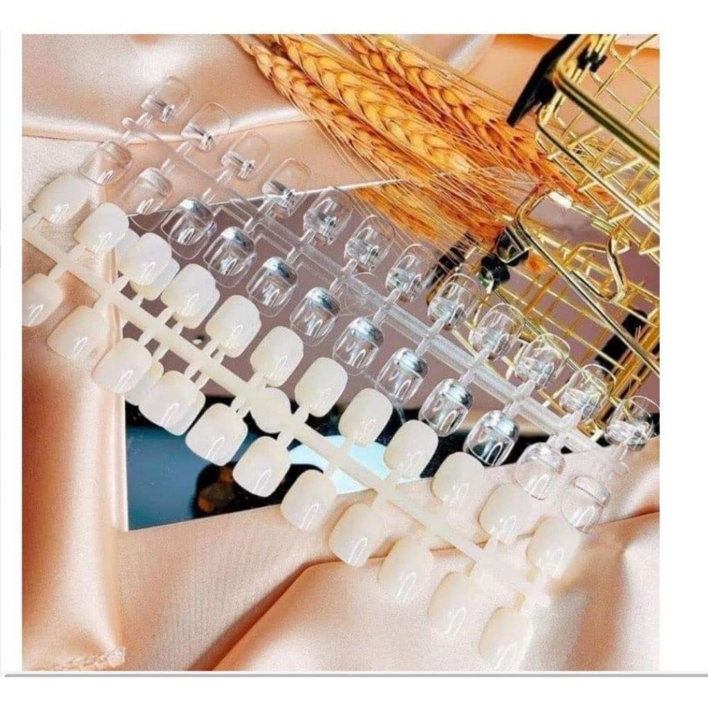 [Gía Tốt] Vỉ móng mẫu phom vuông tập sơn (1 bịch 10 vỉ 240 móng) - vỉ móng form vuông vẽ hoạt hình chuyên dụng
